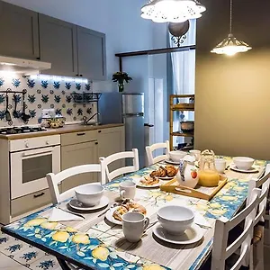  Panzió La Casa Napoletana - Ls Olaszország